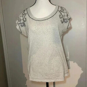 Jeans by Buffalo embellished shoulder tee cap sleeves size medium